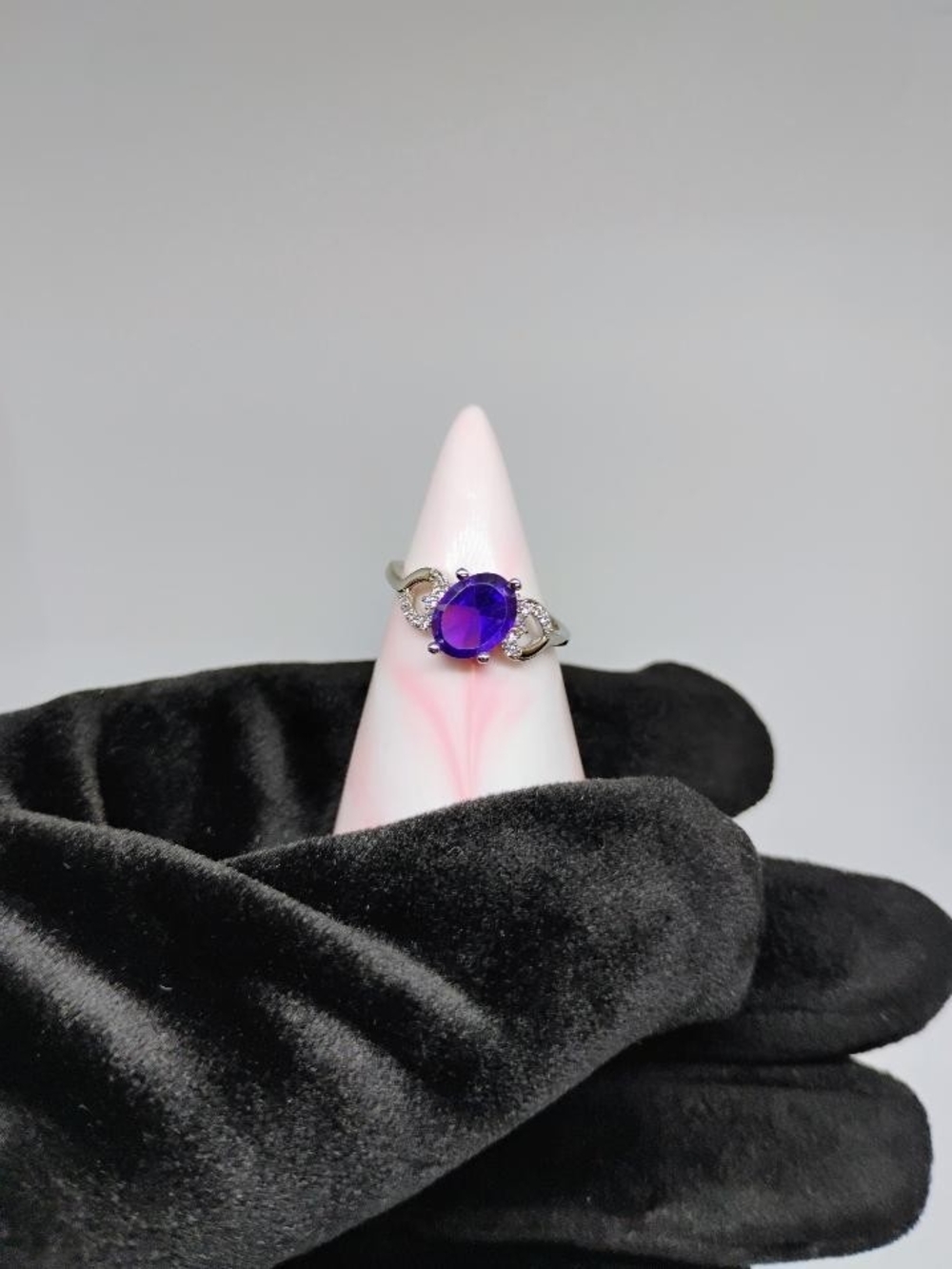 S925 Sterling Silver Deep Purple Oval Stones With Hearts
